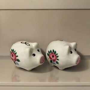 Vintage Pig Salt and Pepper Shaker Set